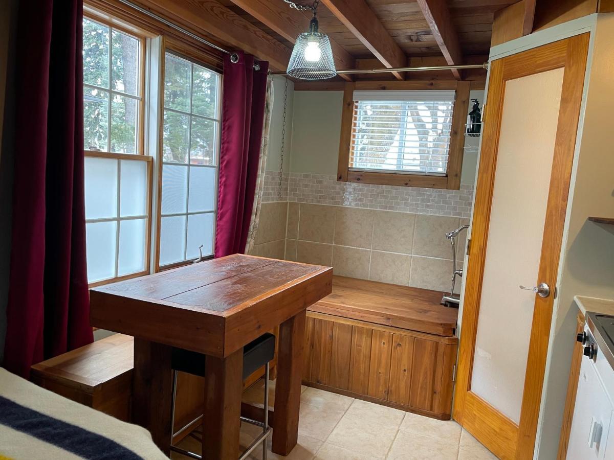 Luna Bed & Breakfast Гранд Форкс Екстериор снимка
