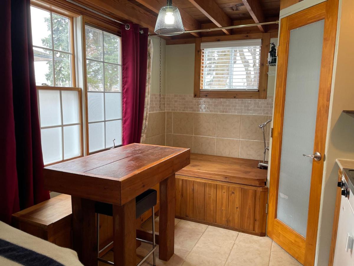 Luna Bed & Breakfast Гранд Форкс Екстериор снимка