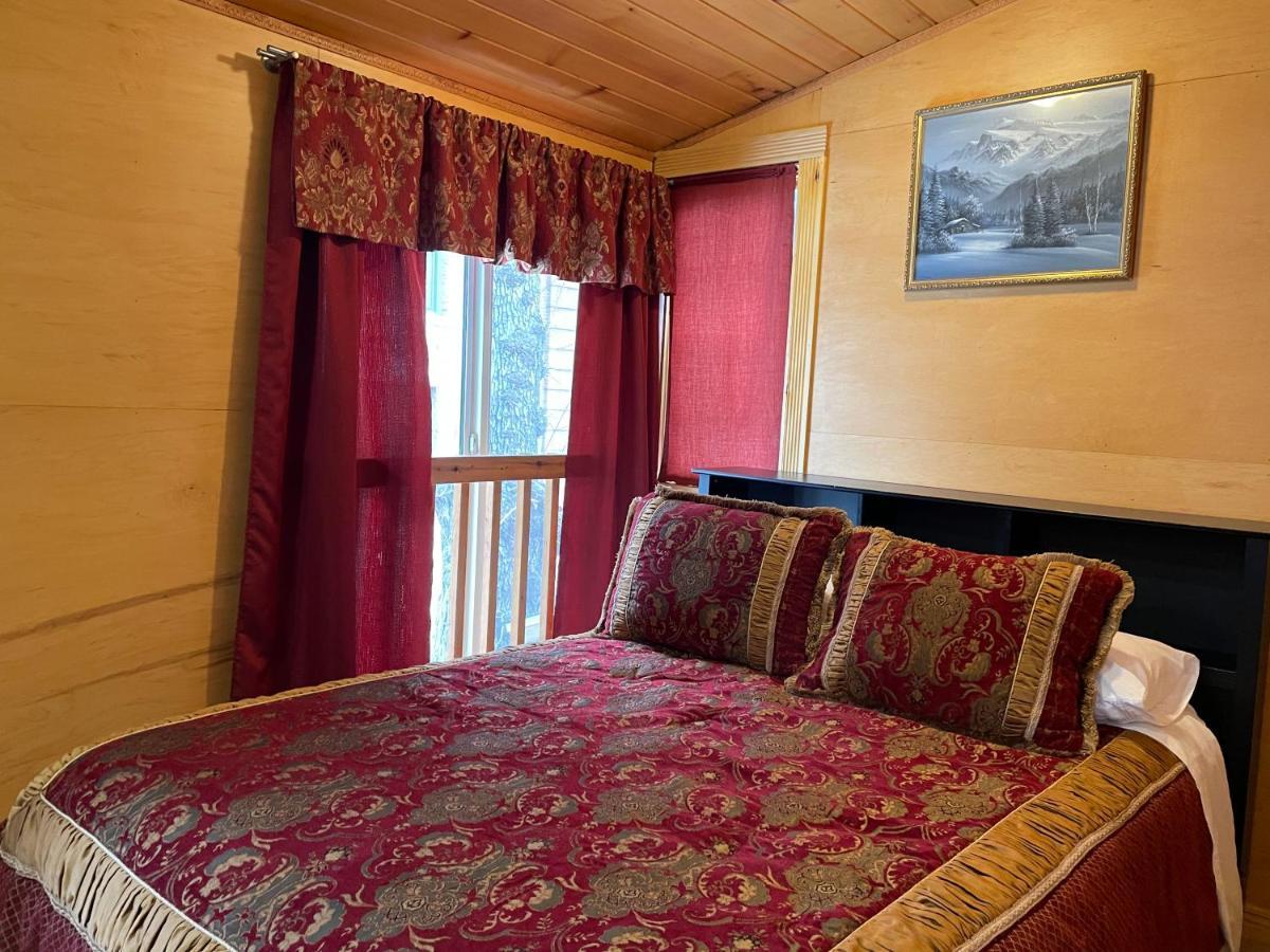 Luna Bed & Breakfast Гранд Форкс Екстериор снимка