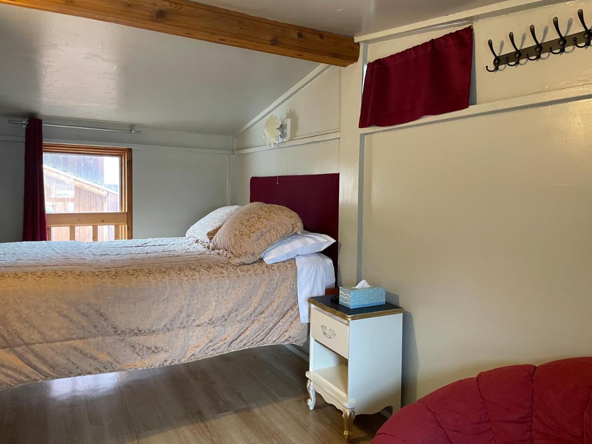 Luna Bed & Breakfast Гранд Форкс Екстериор снимка
