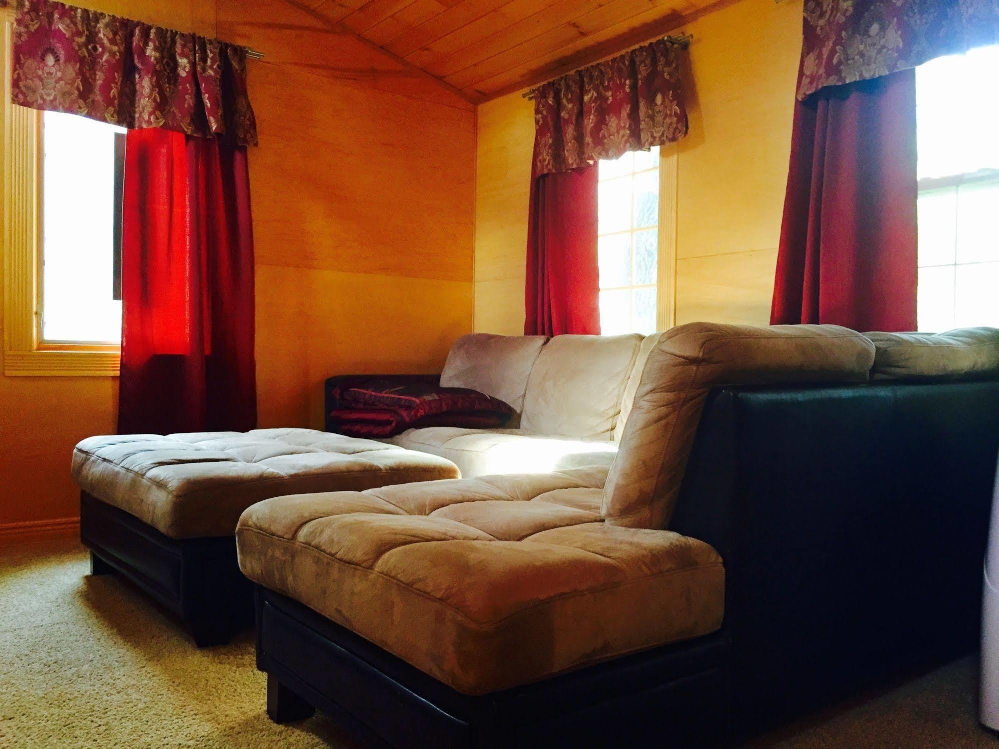 Luna Bed & Breakfast Гранд Форкс Екстериор снимка
