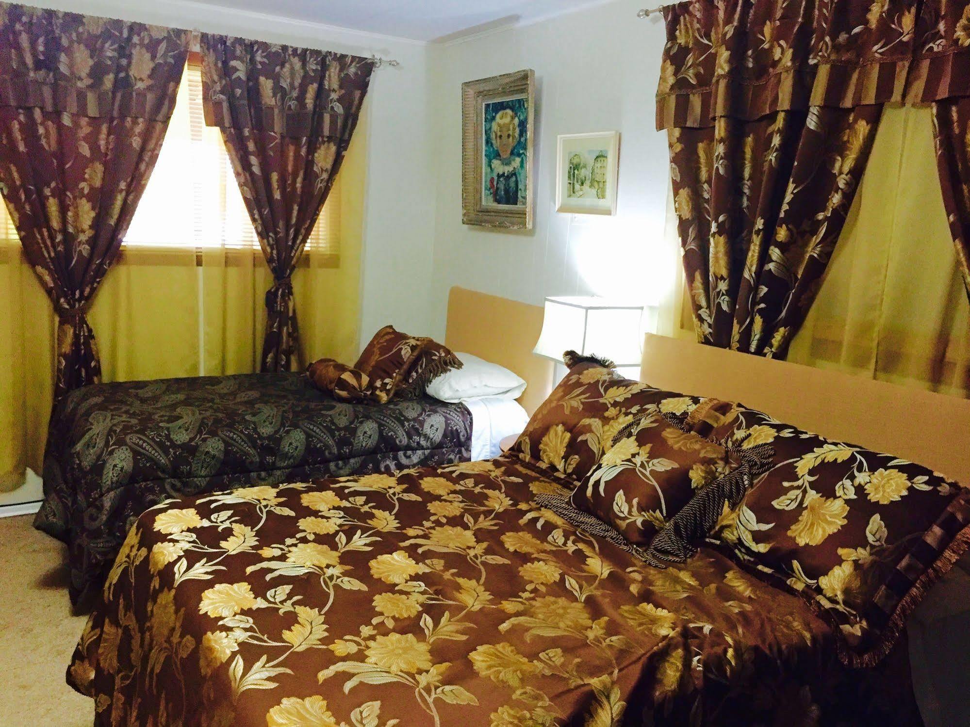 Luna Bed & Breakfast Гранд Форкс Екстериор снимка