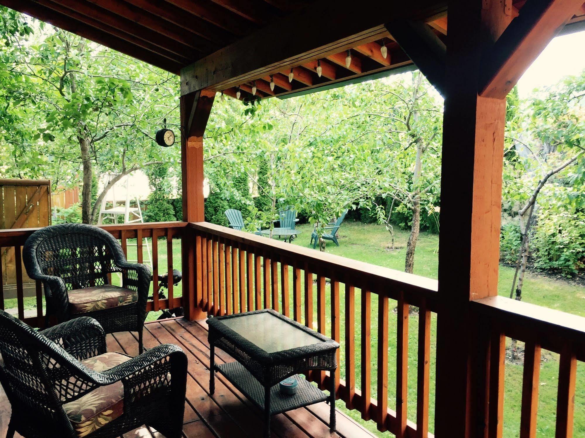 Luna Bed & Breakfast Гранд Форкс Екстериор снимка